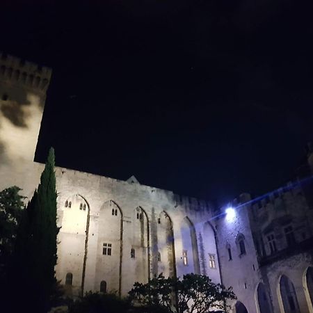 Апартаменти La Calade Л'Іль-сюр-ла-Сорг Екстер'єр фото